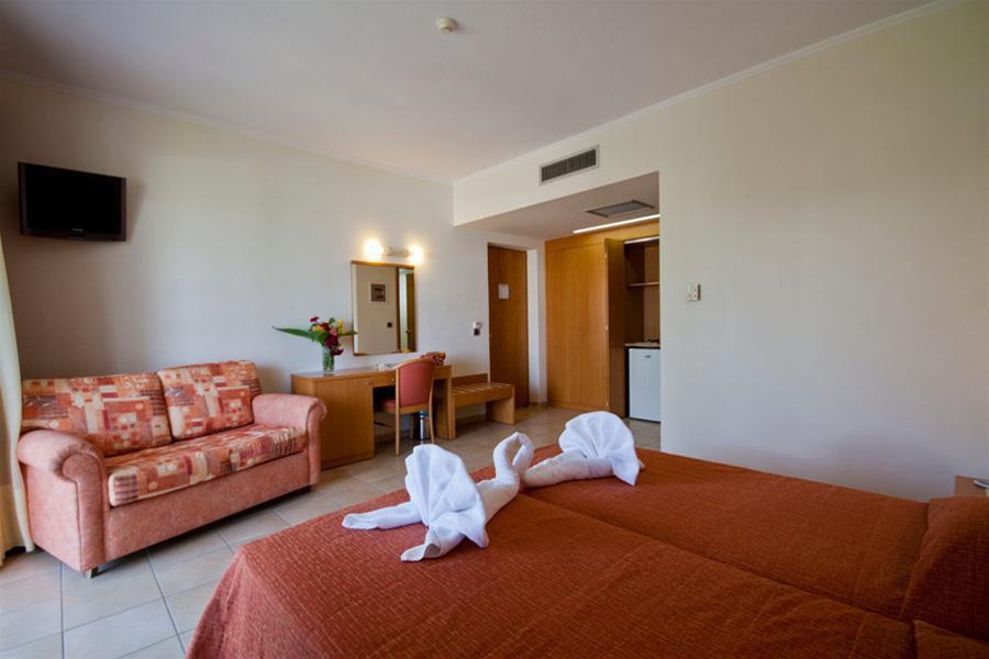 Tigaki Beach Hotel Екстериор снимка